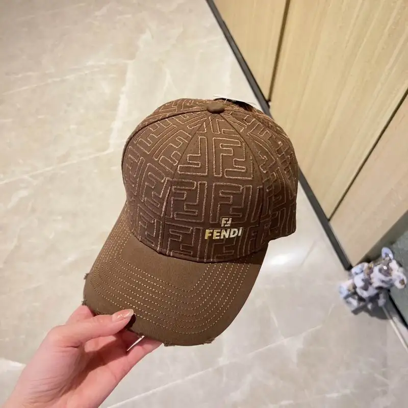 Fendi cap hm (5)